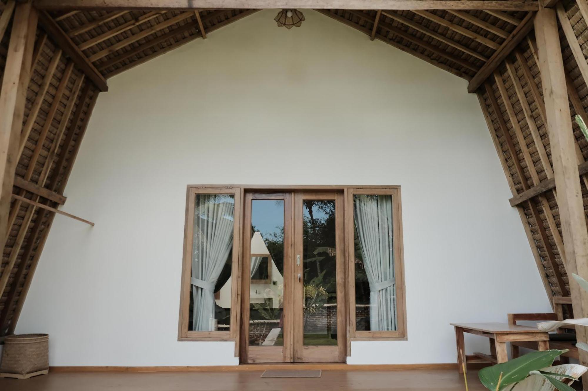 Отель Alora House Lombok Tete Batu Тетебату Экстерьер фото
