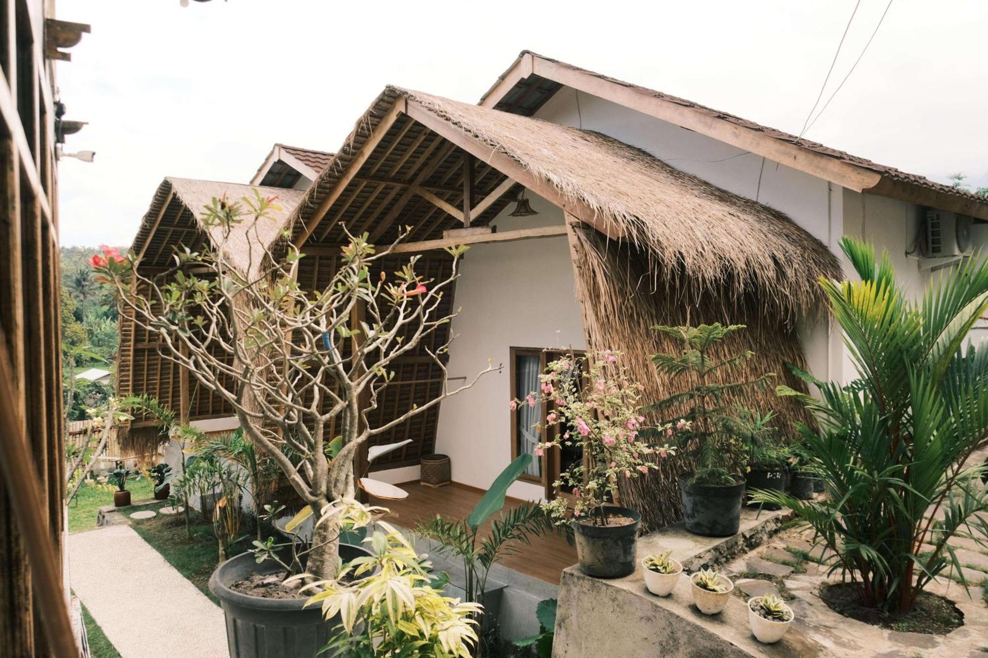 Отель Alora House Lombok Tete Batu Тетебату Экстерьер фото